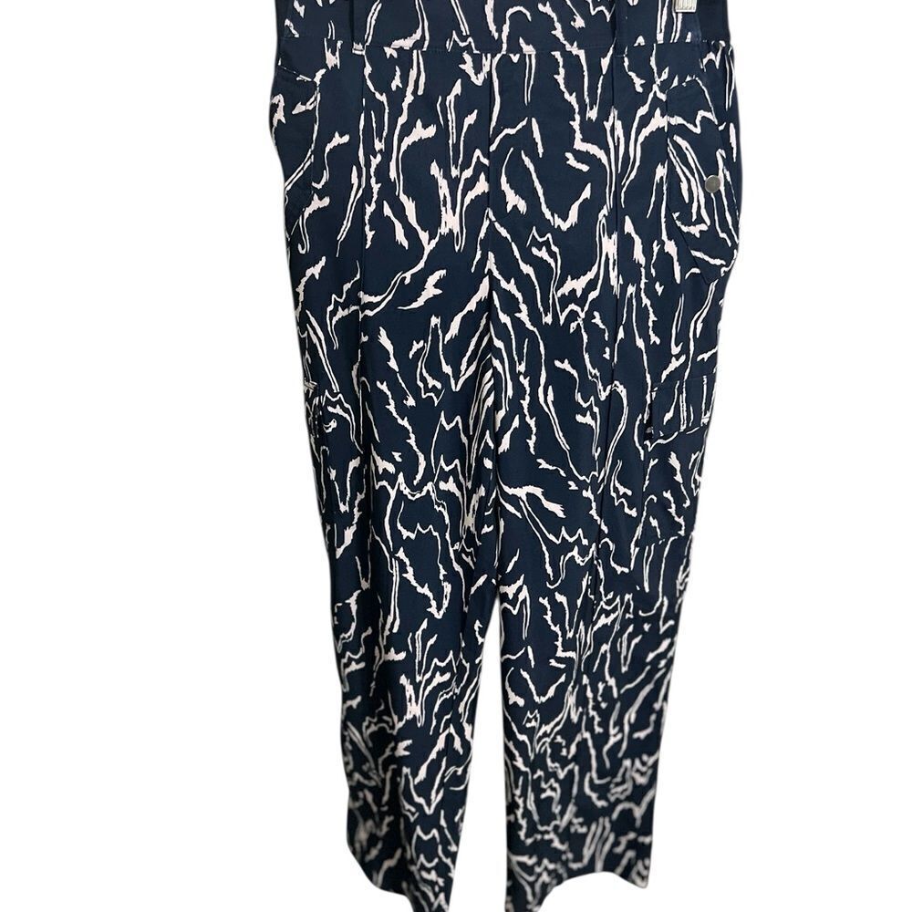 ATHLETA Vienna Cargo Pants Printed in Navy & Orchid Pink Lightweight - Picture 4 of 12